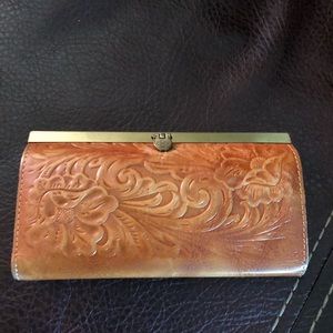 Patricia Nash wallet